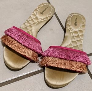 B I R D I E  Sparrow Slippers